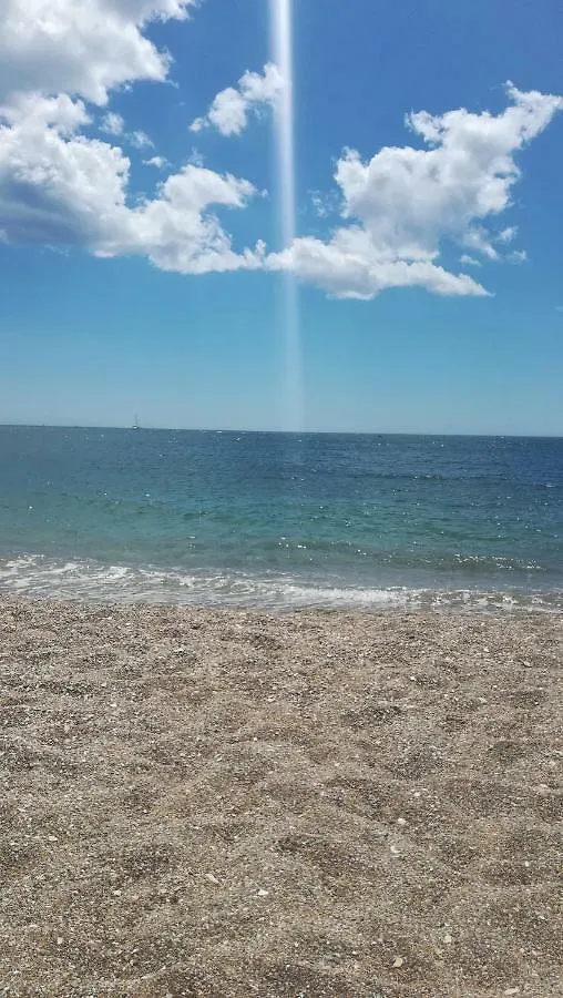 Apartamento-Estudio First Line Of The Beach Malaga -Benalmádena